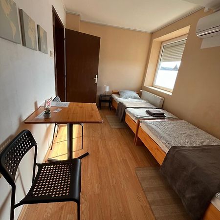 Sobe Zoka Apartman Szabadka Kültér fotó