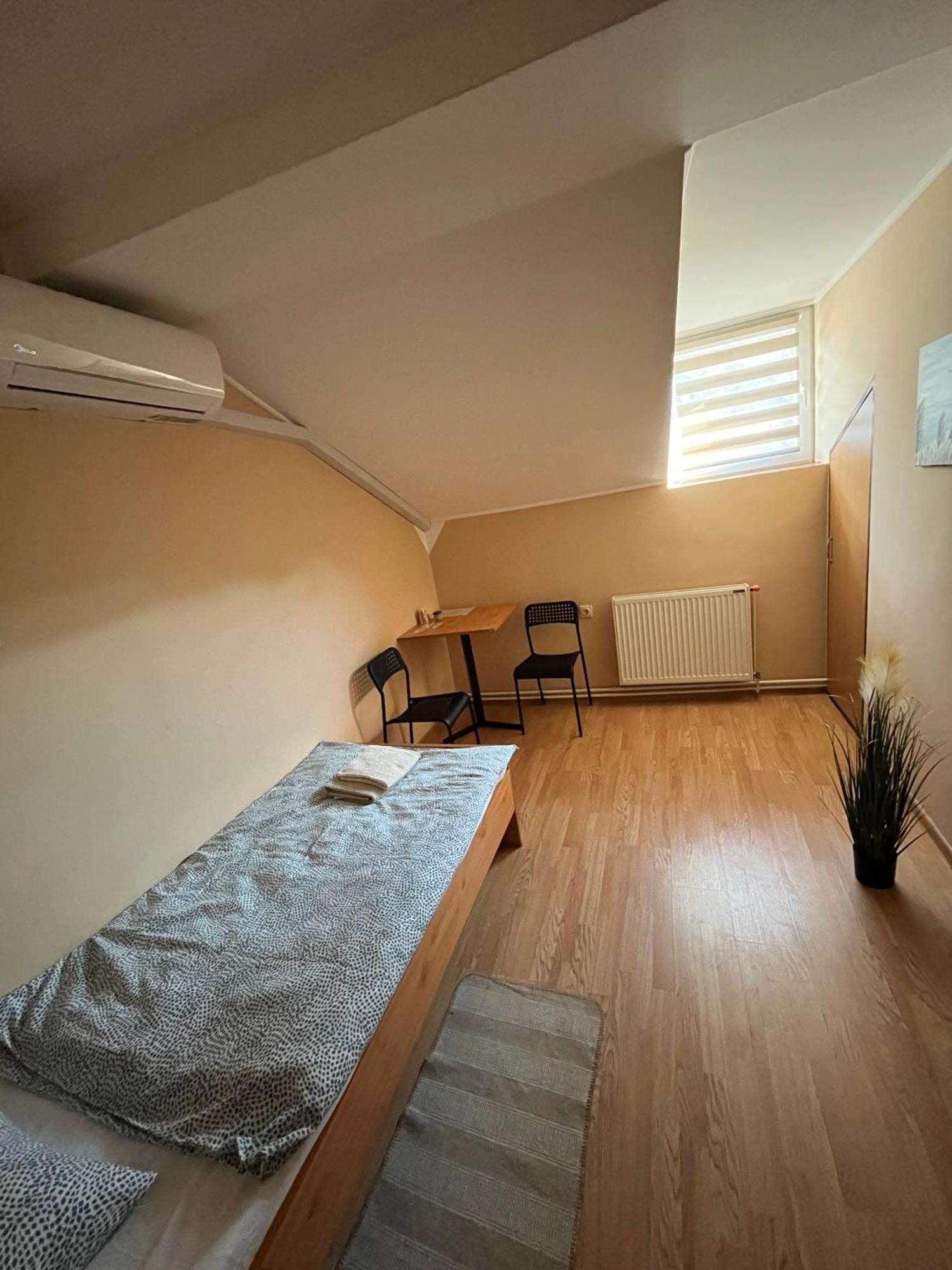 Sobe Zoka Apartman Szabadka Kültér fotó