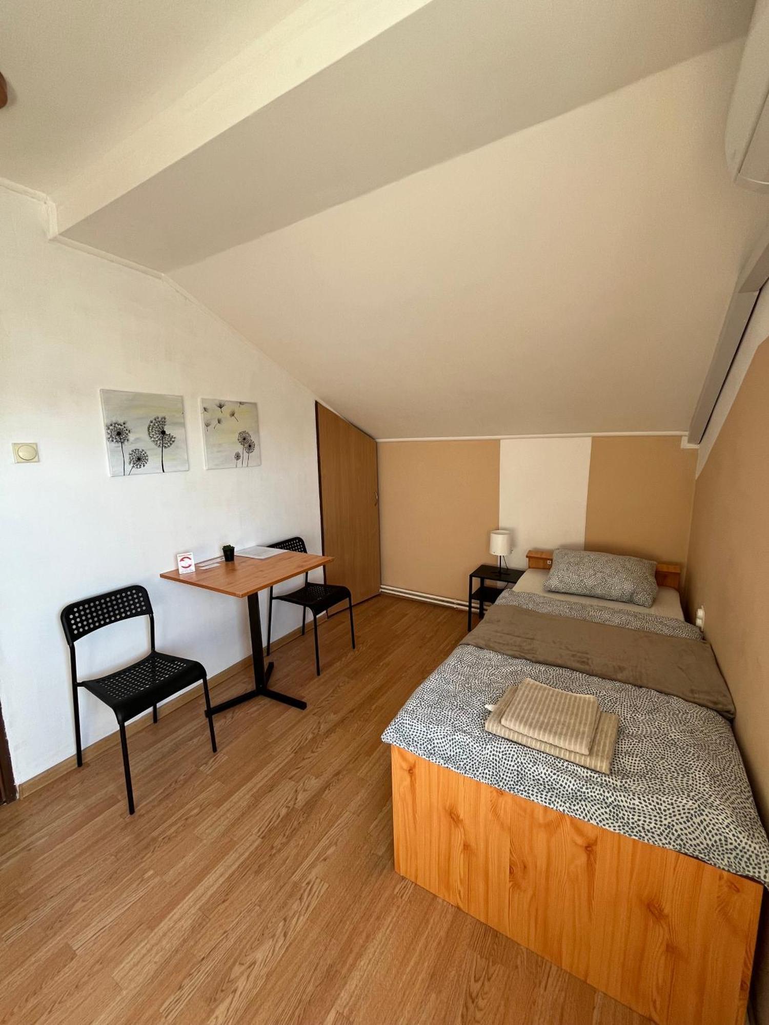 Sobe Zoka Apartman Szabadka Kültér fotó